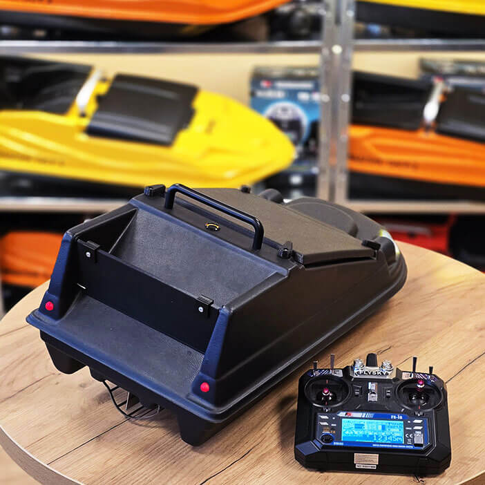 Кораблик для рыбалки Тигр Мини с GPS автопилотом фотография